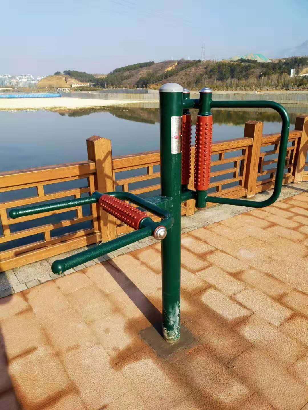 新國(guó)標(biāo)健身路徑